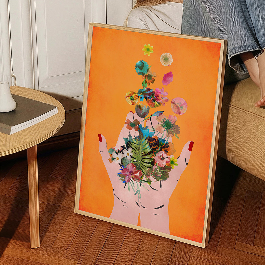 Fridas hands orange