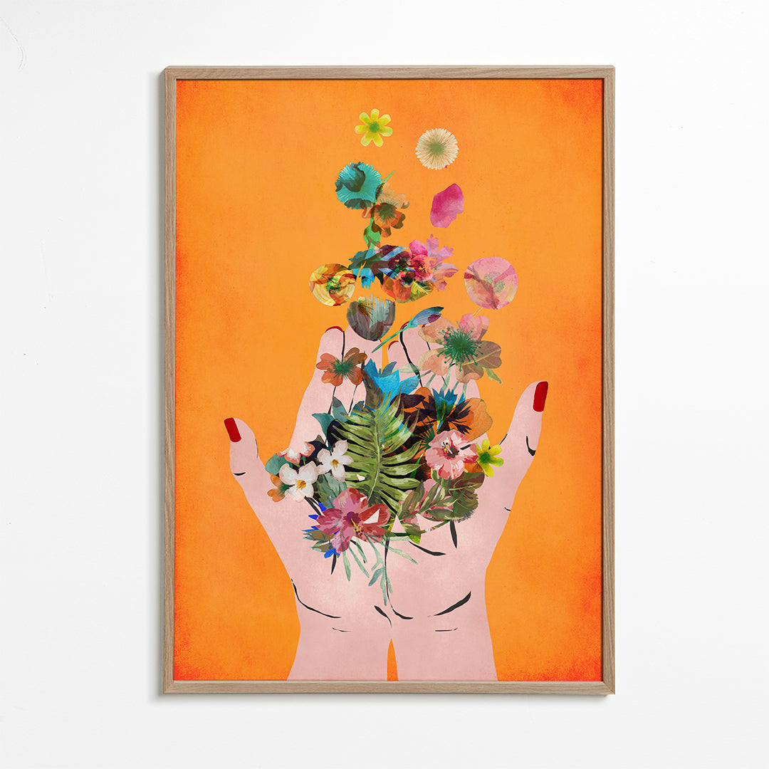 Fridas hands orange