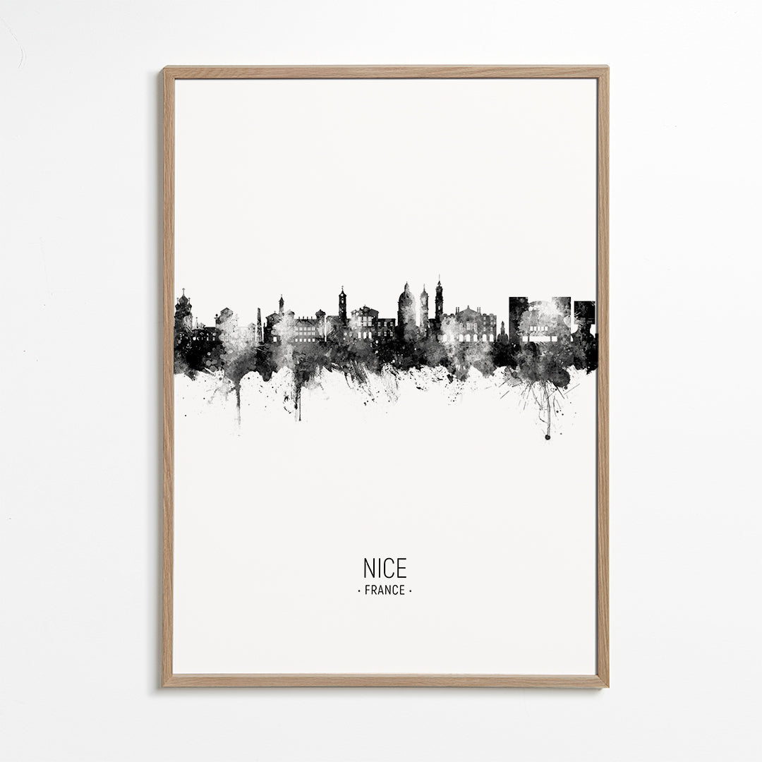 Nice Skyline black and white