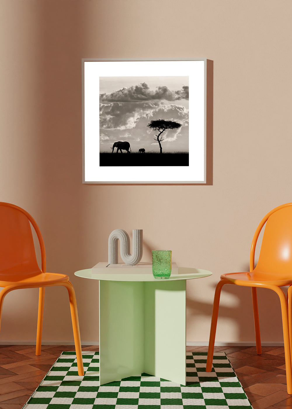 Silhouettes of Mara - Mario Moreno