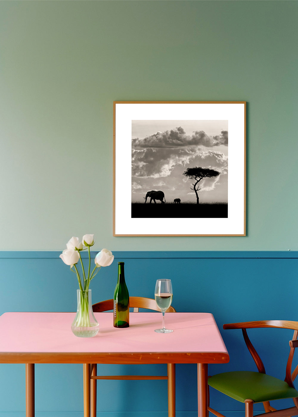 Silhouettes of Mara - Mario Moreno