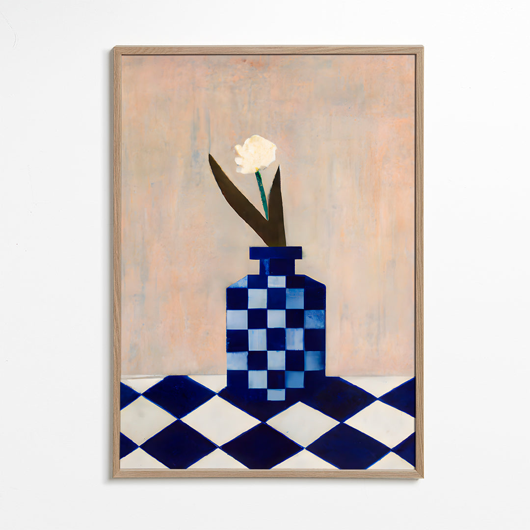 Check the vase