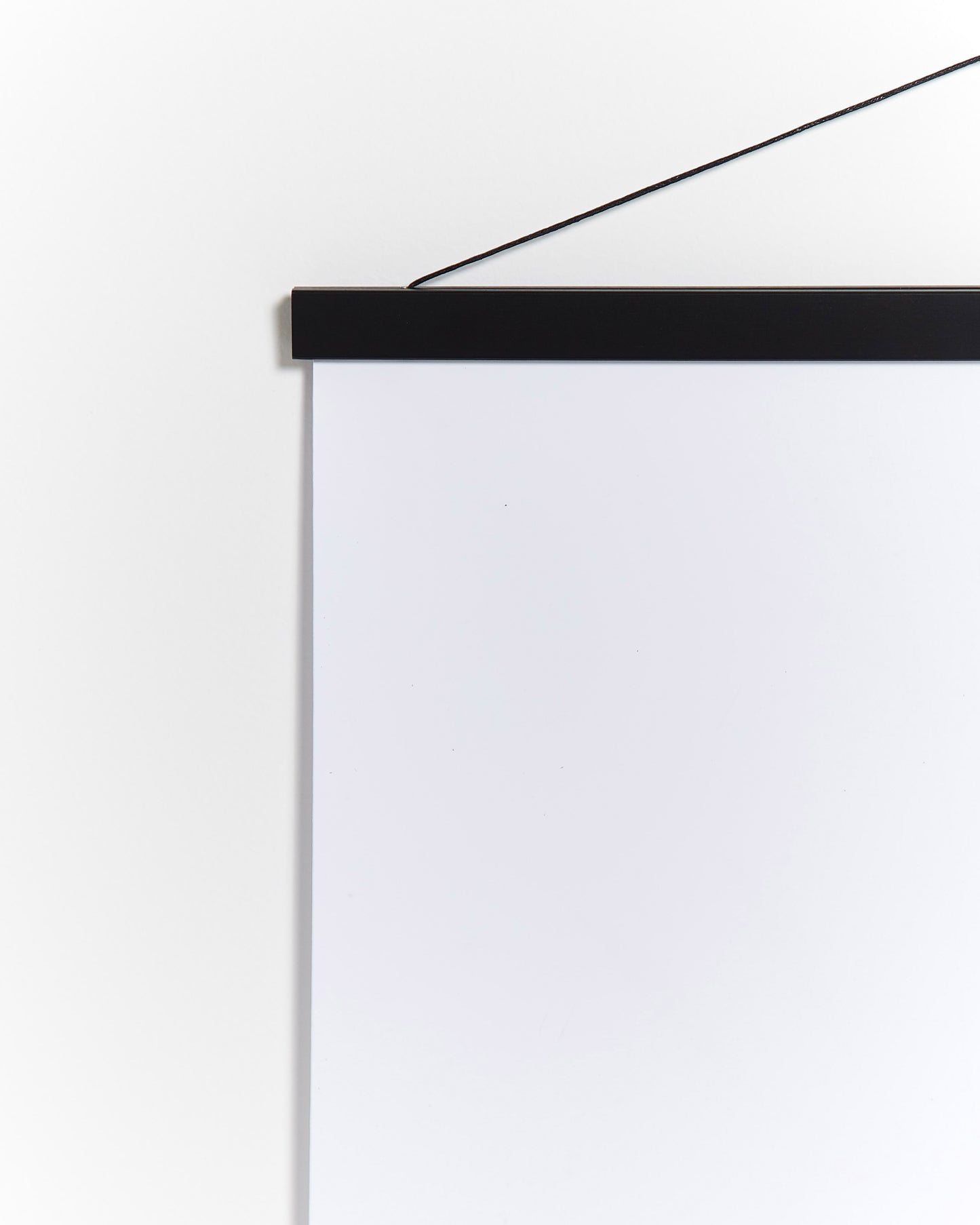 Magnetic black wooden poster hanger, 60cm
