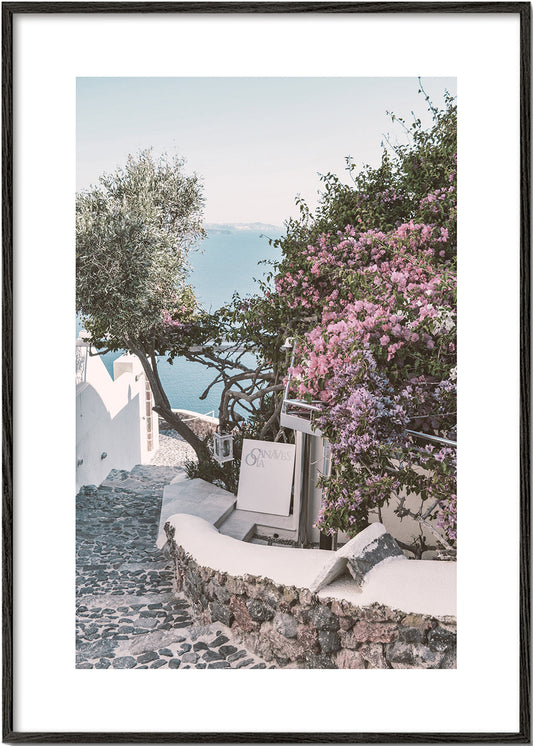Santorini alley