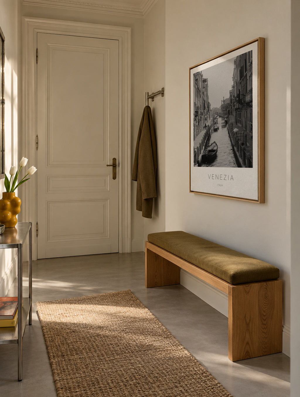 Venezia canal - Framed canvas in an interior