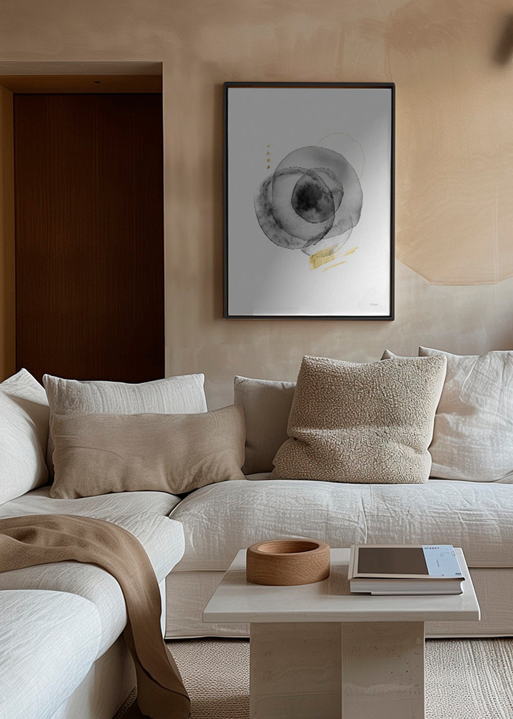 GIROS EN NEGRO Y ORO