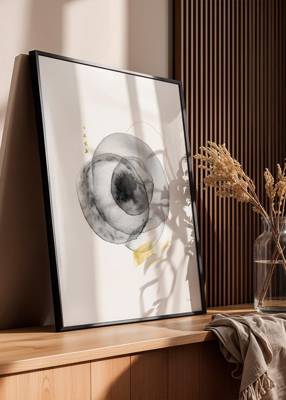 GIROS EN NEGRO Y ORO