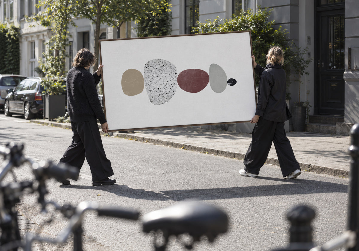 Pebbles N 6 - Framed canvas in an interior