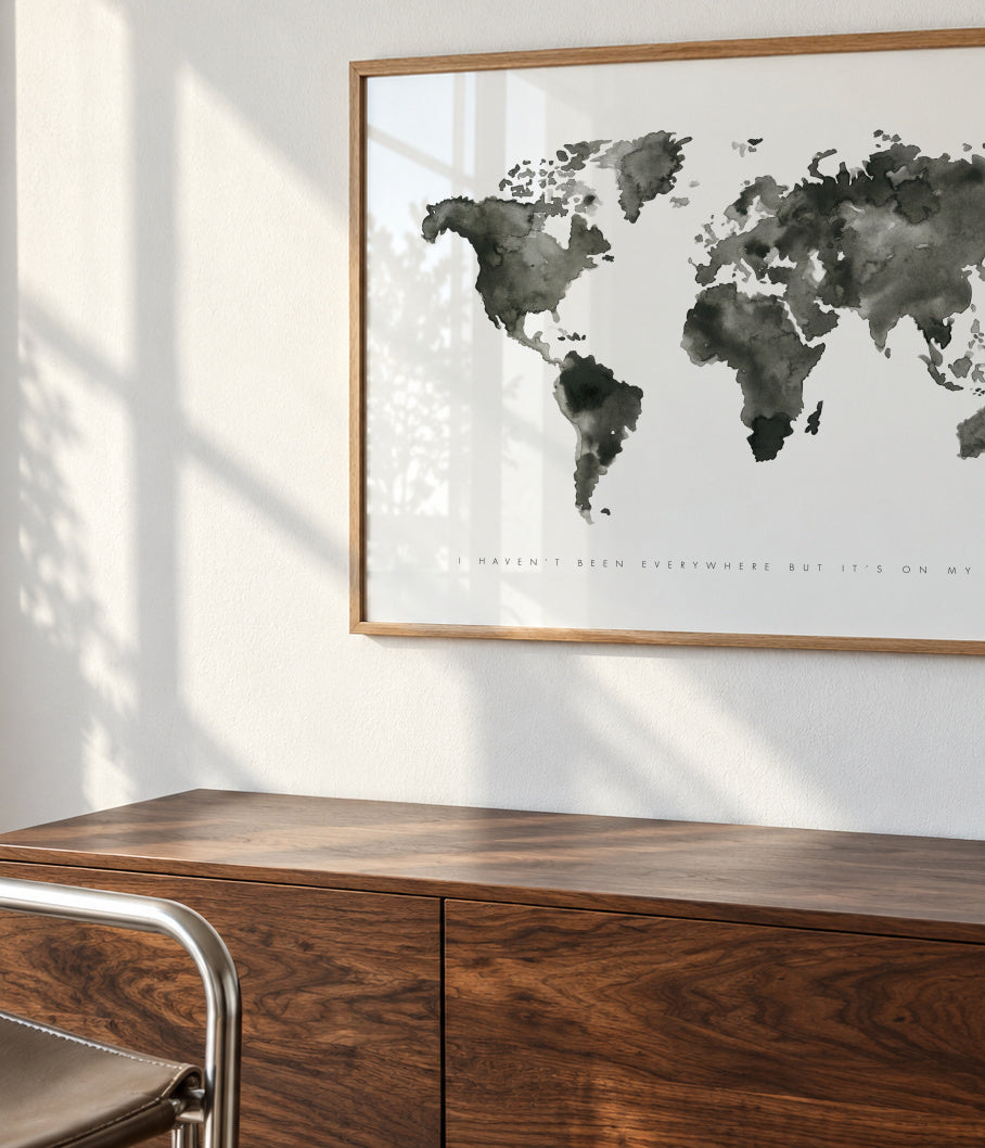 World map monochrome - Framed poster detail