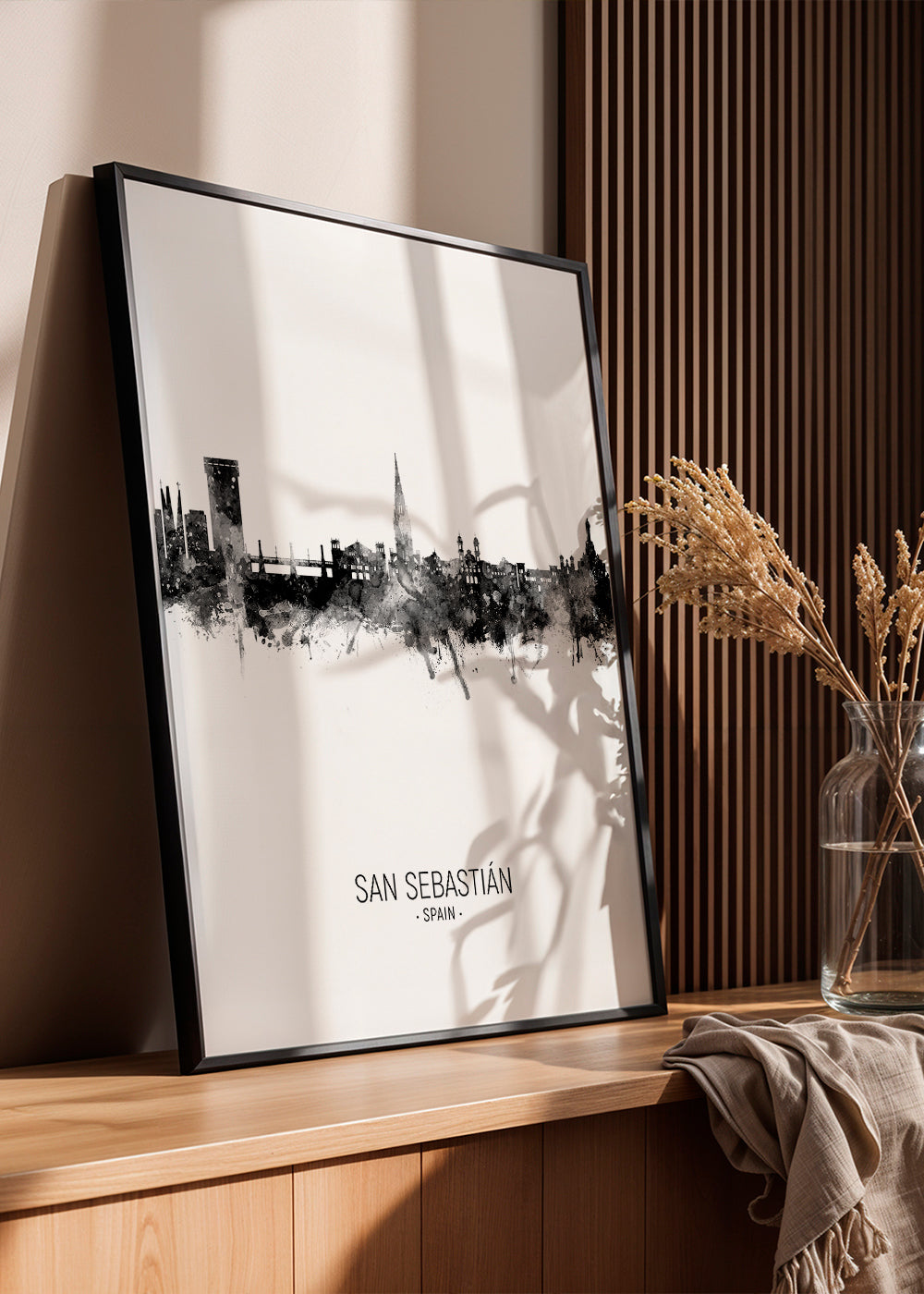 San Sebastián skyline black and white