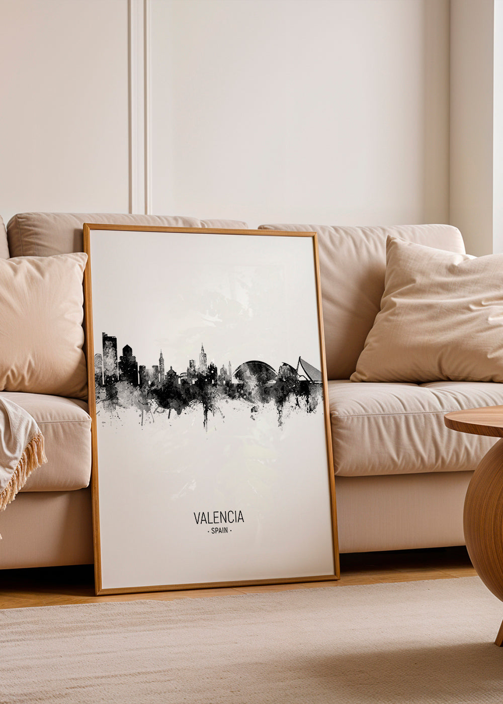 Valencia skyline black and white