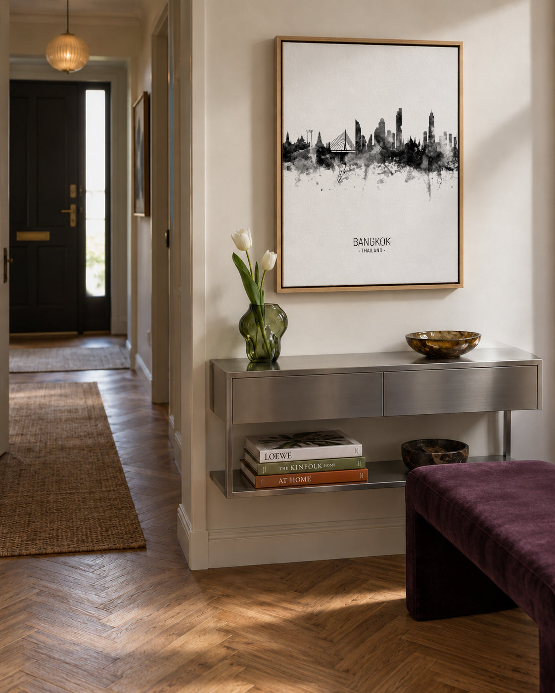 Bangkok Skyline blanco y negro - Framed canvas in an interior