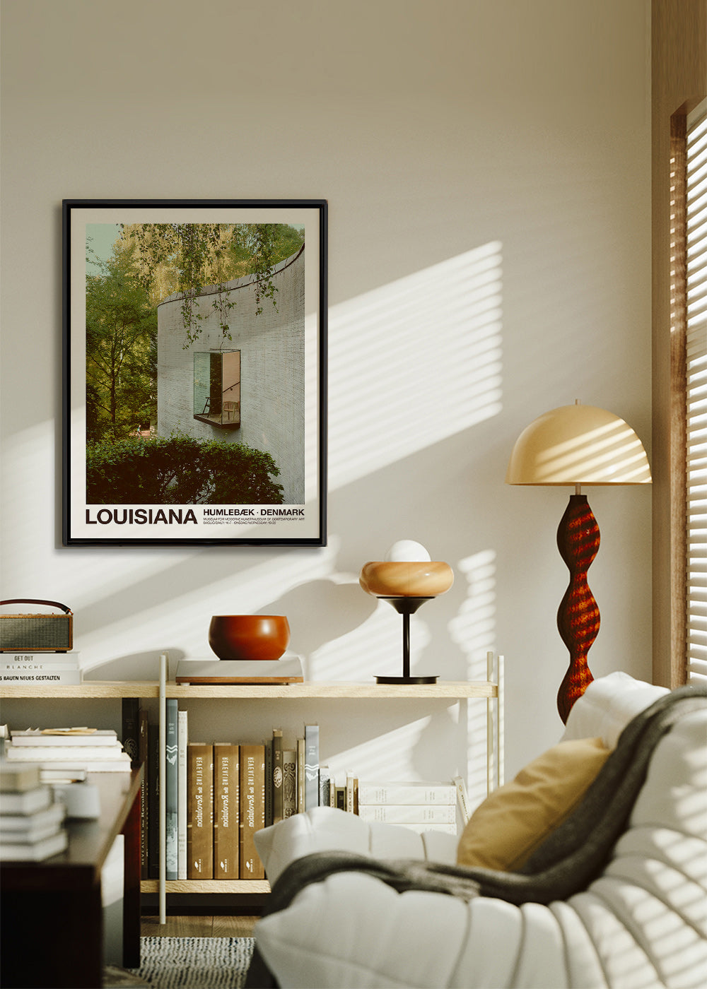 Photograph of curved architecture with projecting window
