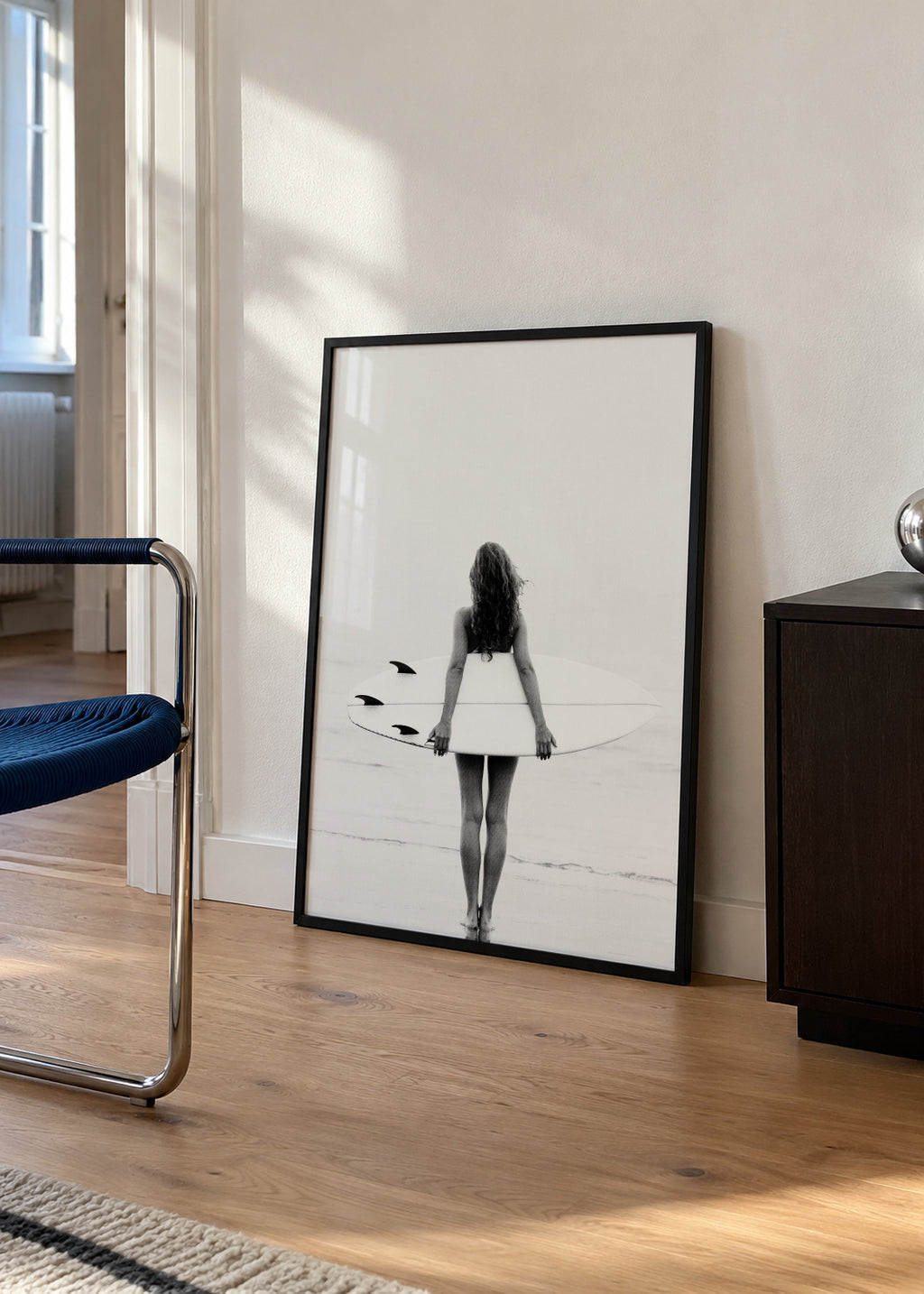Surf Girl - Framed poster in an interior
