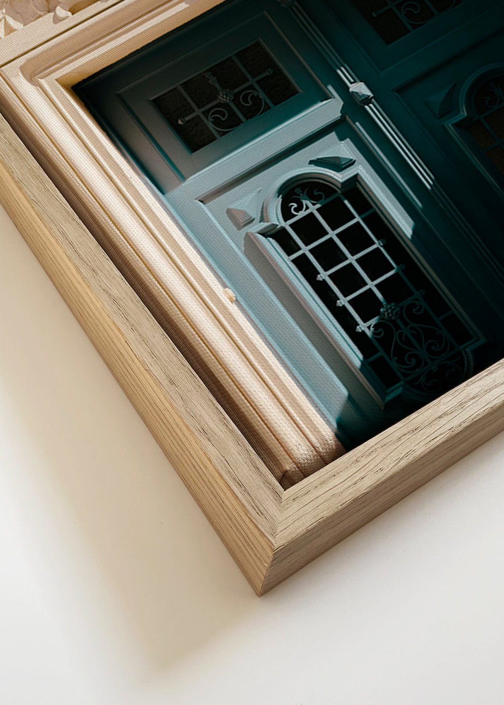 Cuadro de ciudades con puerta verde y número 15 – Canvas detail