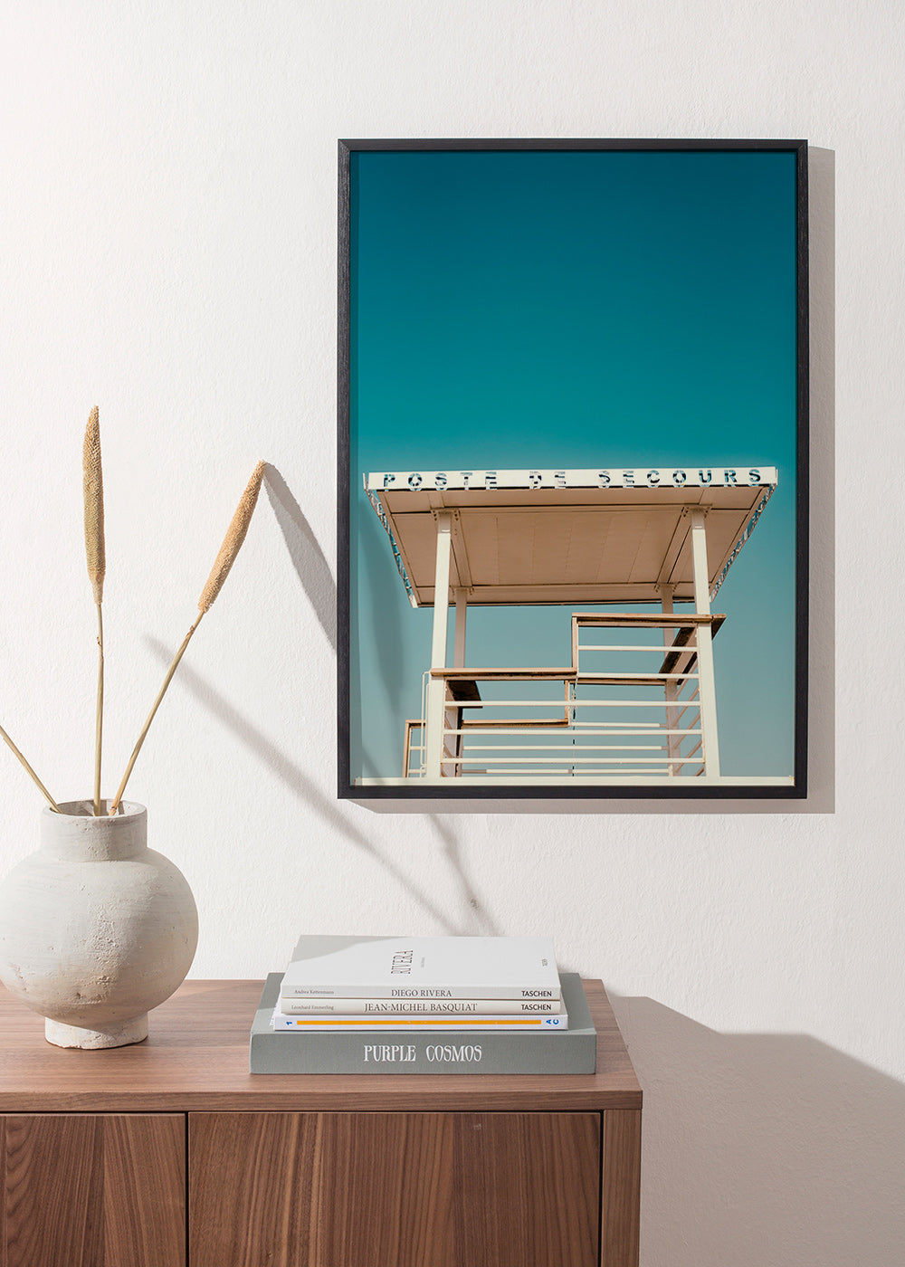 Fotografía: poste de secours sobre cielo azul – Product3