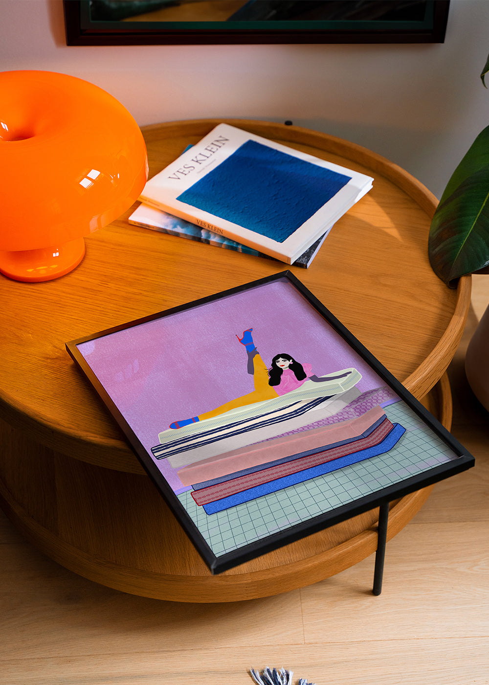 Raise your leg up to your head - jotadejai