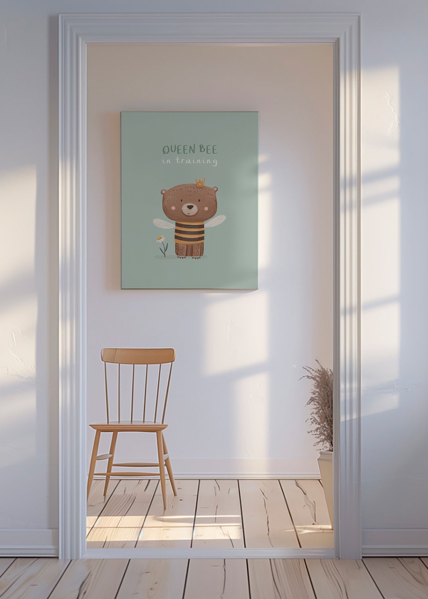 Lámina infantil con oso 'Queen Bee' y corona – Canvas