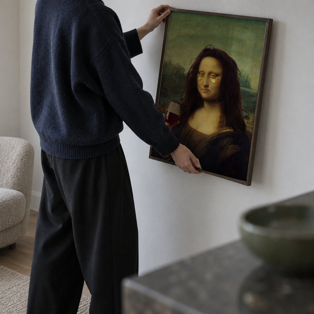 Monday Lisa - Framed poster in an interior