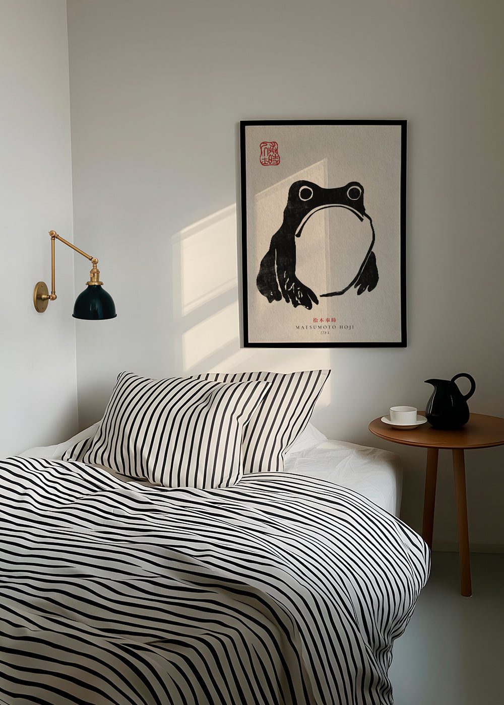 Artwork Japanese frog minimal | Wall art, framed prints and