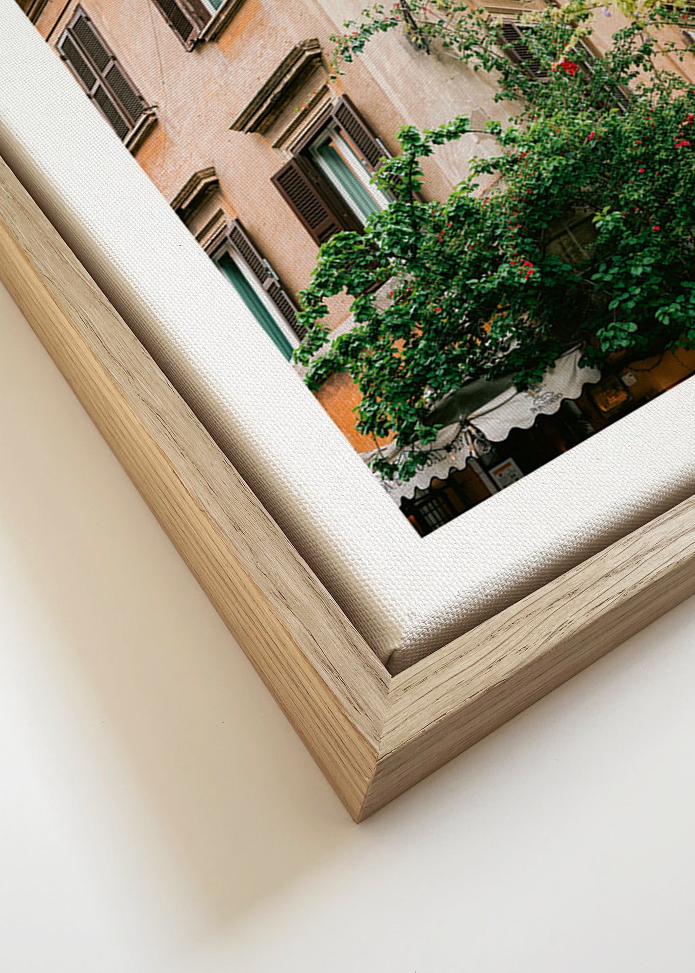 Cuadro de ciudades: esquina romana con vegetación – Canvas detail