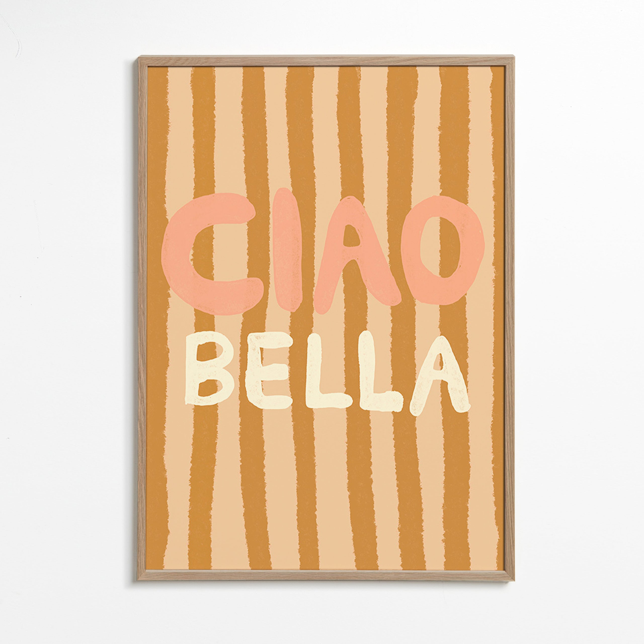 Ilustración Ciao Bella con tipografía y rayas tostadas – Oak Frame