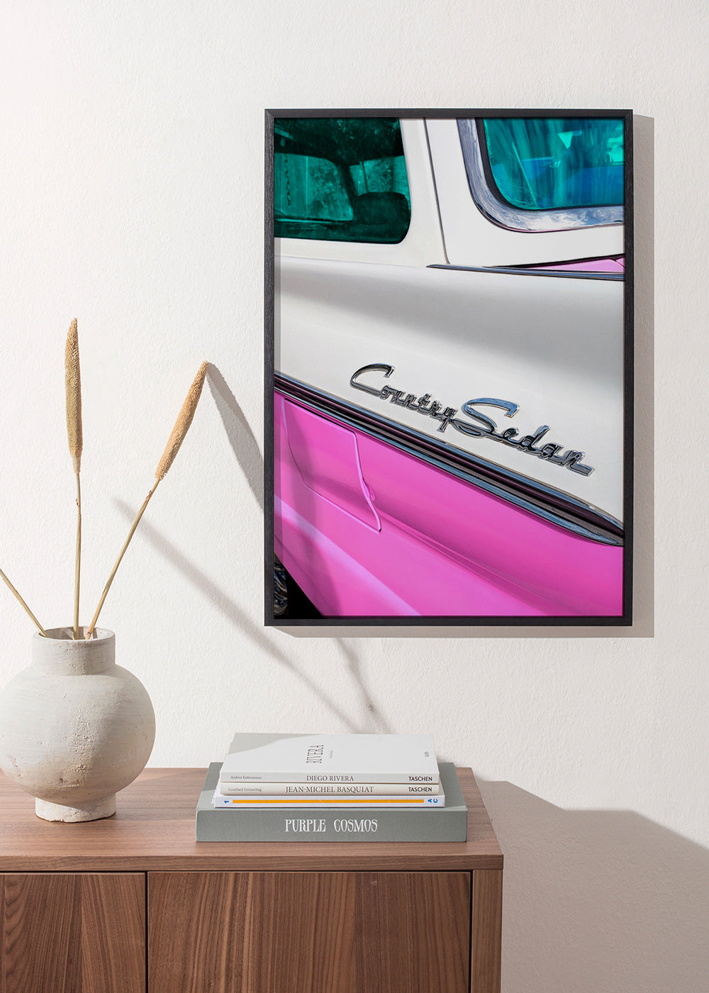 Cuadro vintage Country Sedan, detalle cromado y carrocería pastel – Product3