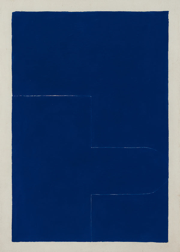 Cuadro geométrico azul con bloque vertical