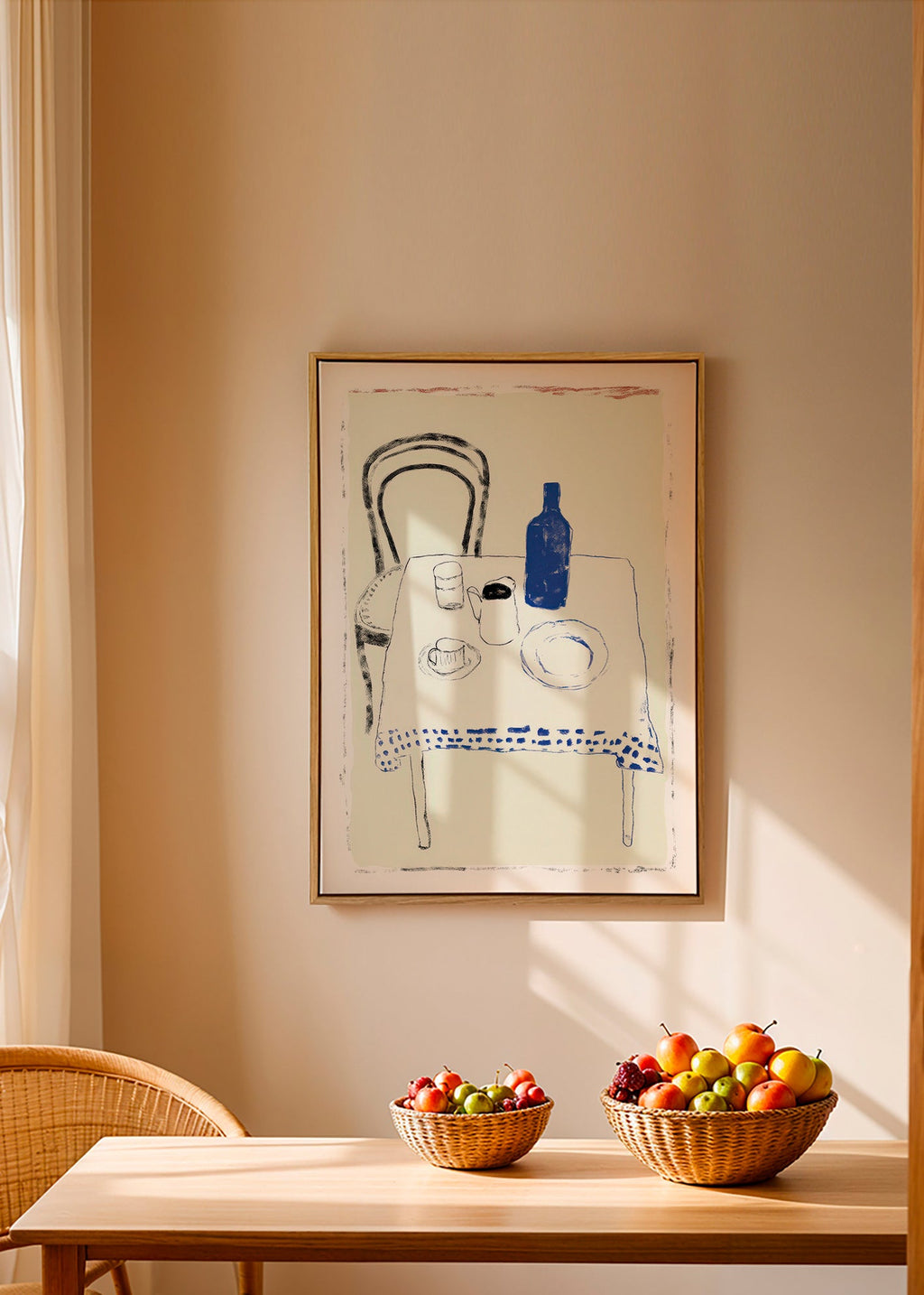 Cuadro de cocina con botella azul y vajilla minimal – Canvas1