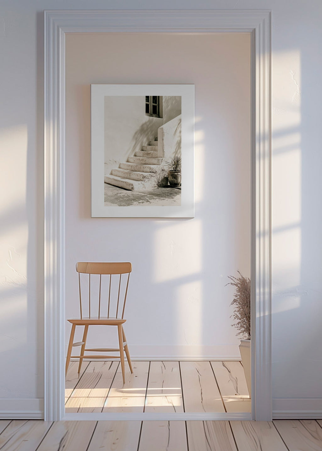 Fotografía de escalera blanca con maceta – Canvas