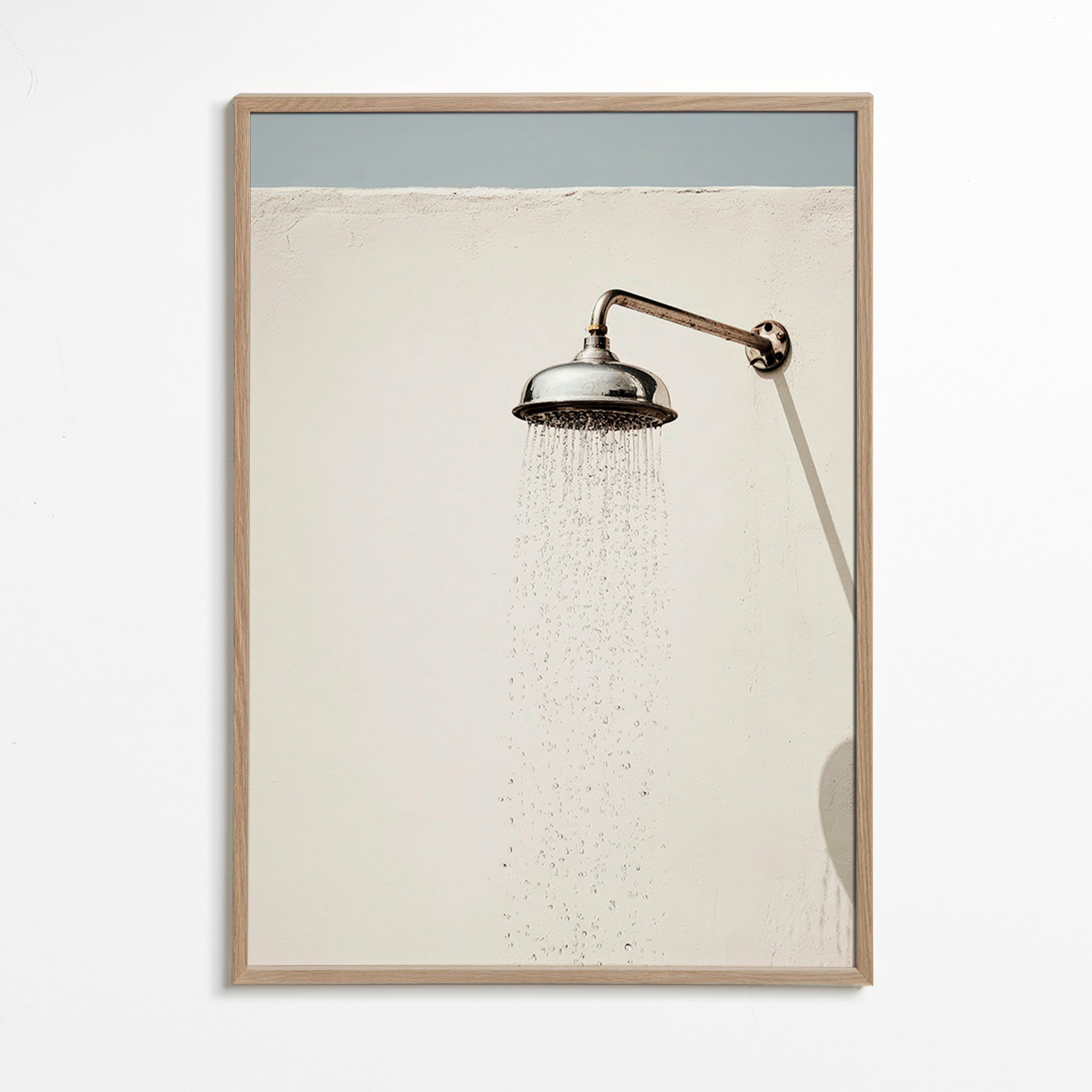 Fotografía de ducha exterior minimalista – Oak Frame