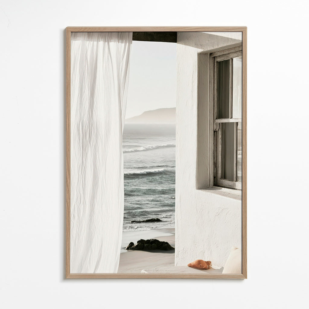 Cuadro de paisaje con ventana al mar – Oak Frame